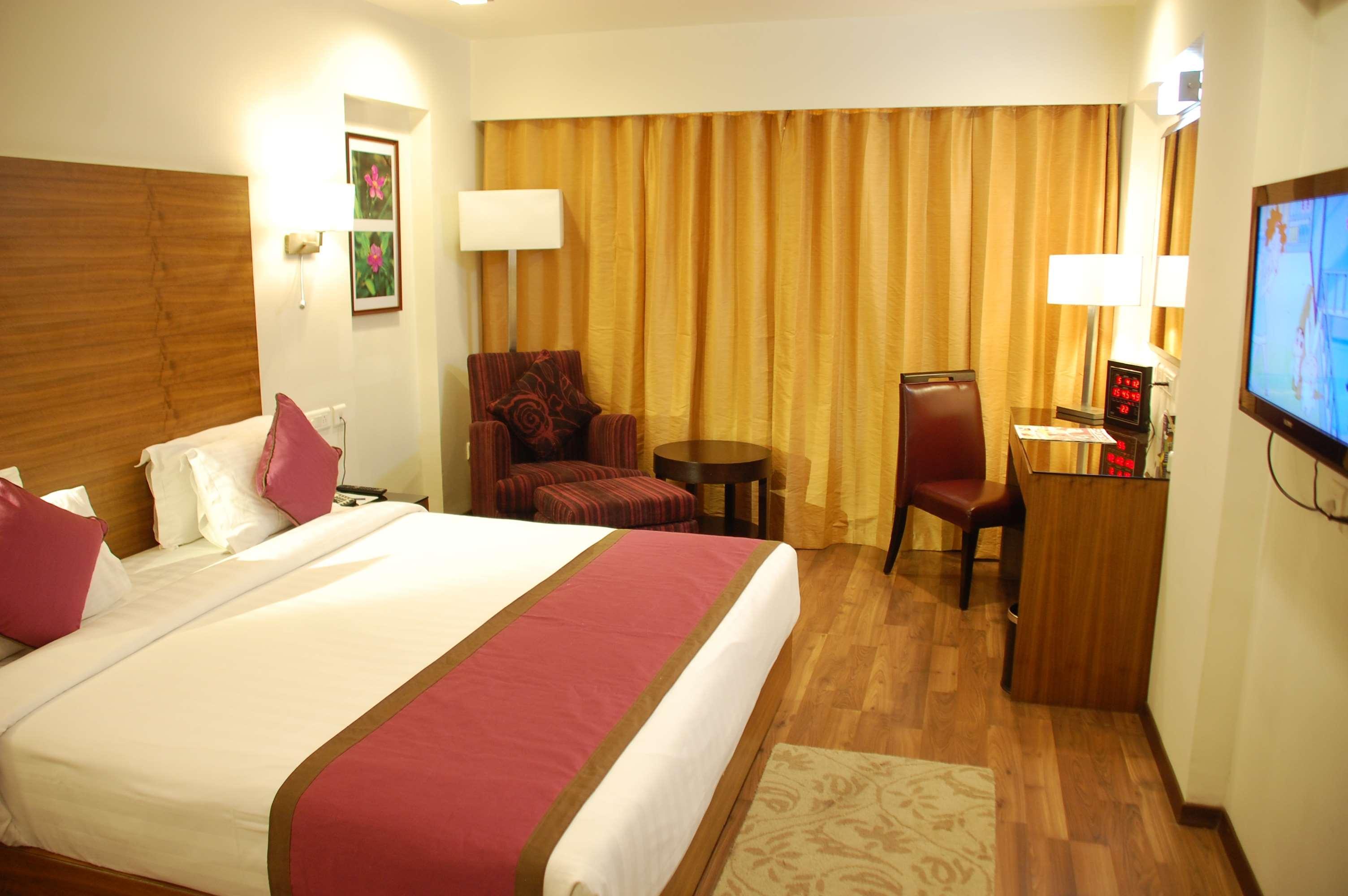 Best Western Ramachandra Visakhapatnam Exterior photo