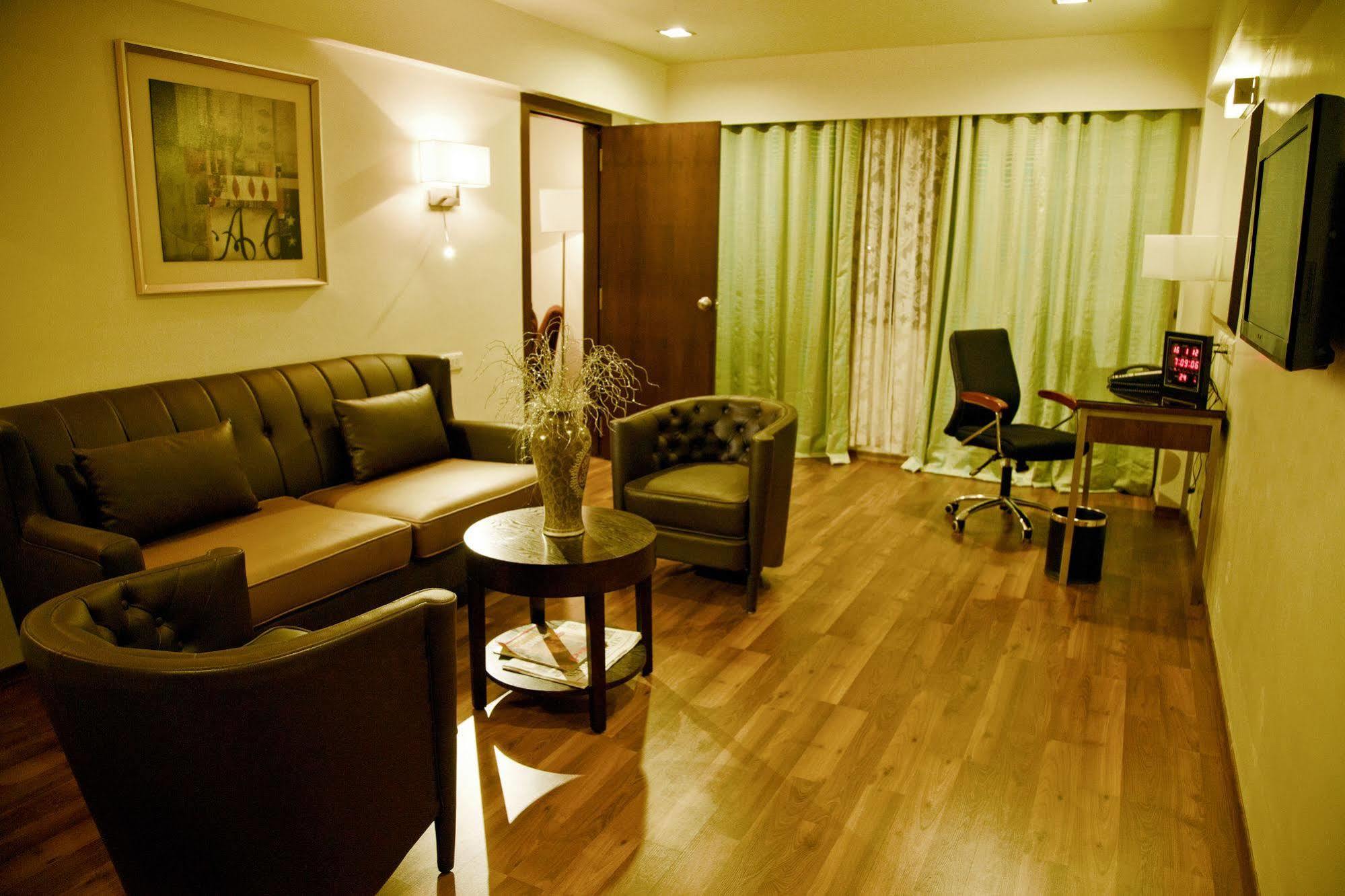 Best Western Ramachandra Visakhapatnam Interior photo