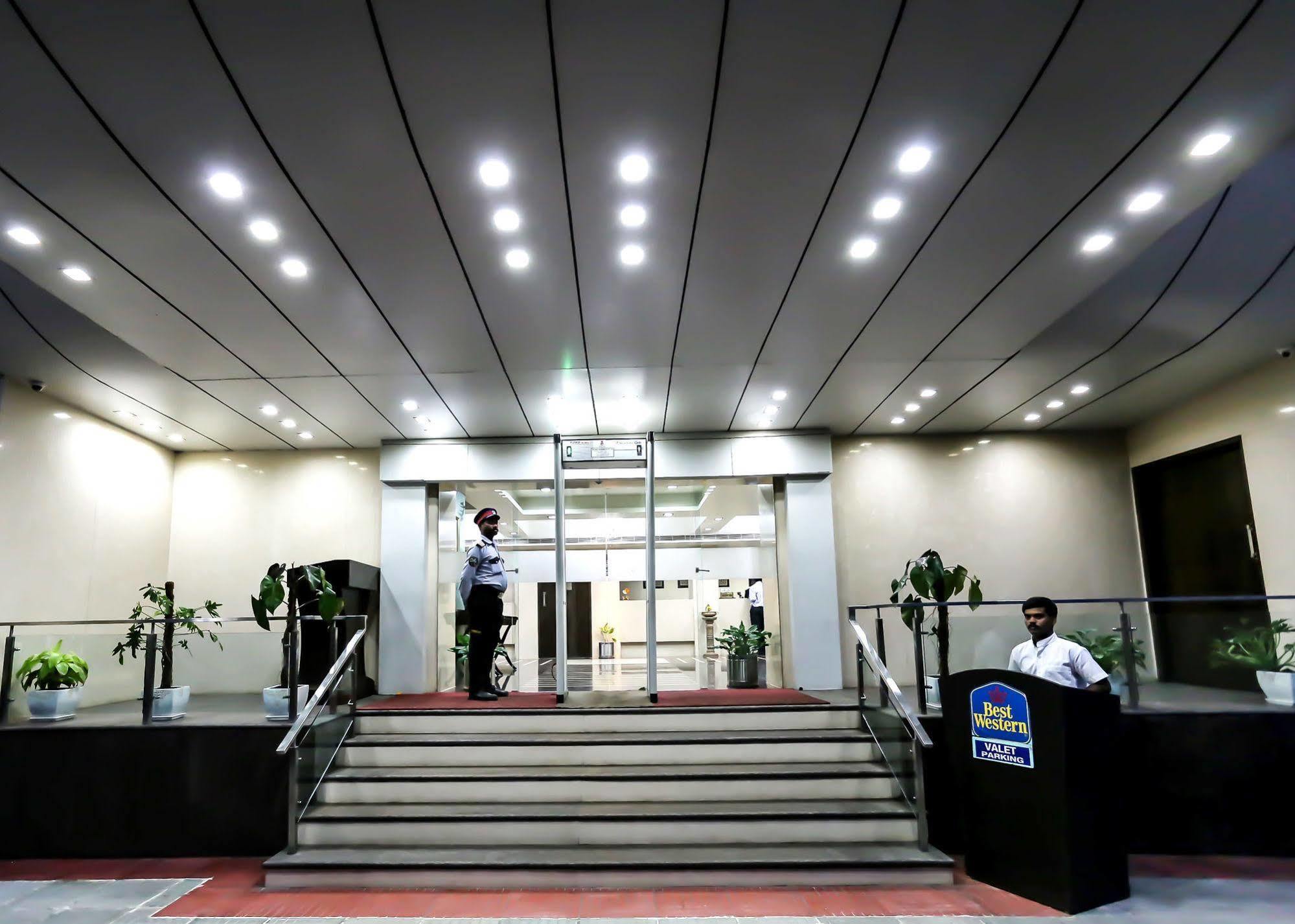Best Western Ramachandra Visakhapatnam Exterior photo
